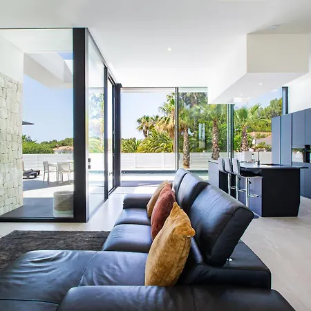 Graham - Harmony Villa *